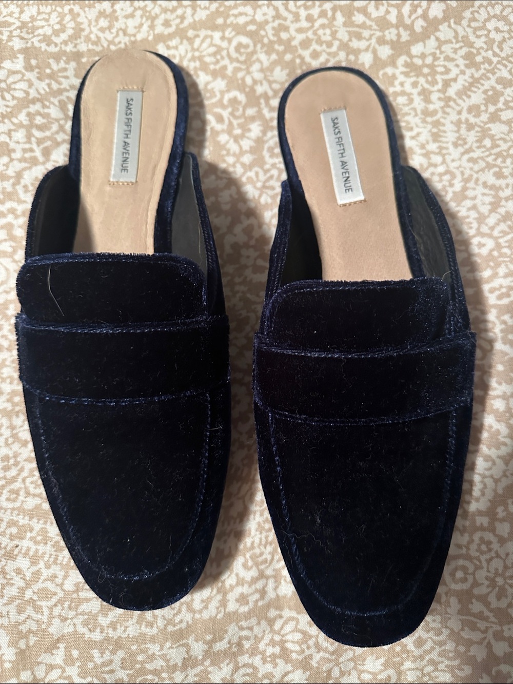 Saks Fifth Avenue leather lined Velvet Slip-On Loafers in Navy Blue